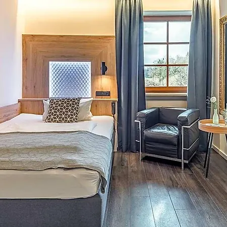 Hotel Neuer Am