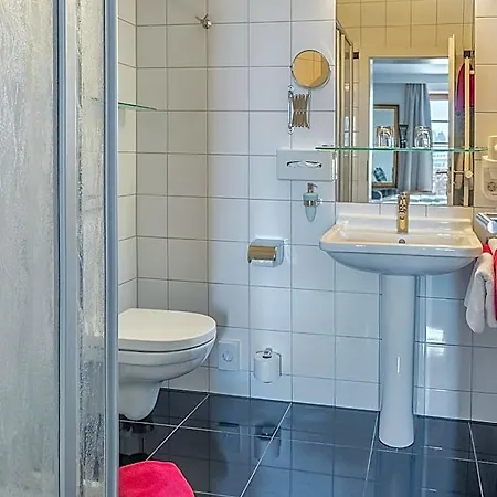 Neuer Am Hotel Prien am Chiemsee