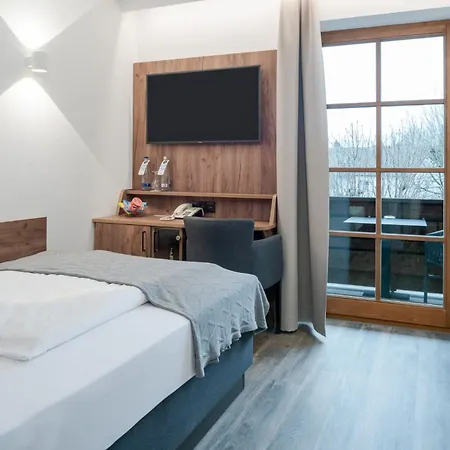 Hotel Neuer Am